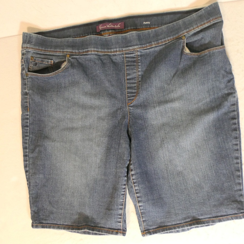 Gloria Vanderbilt Women Shorts 20W Blue Avery Denim Stretch Cottagecore Feminine